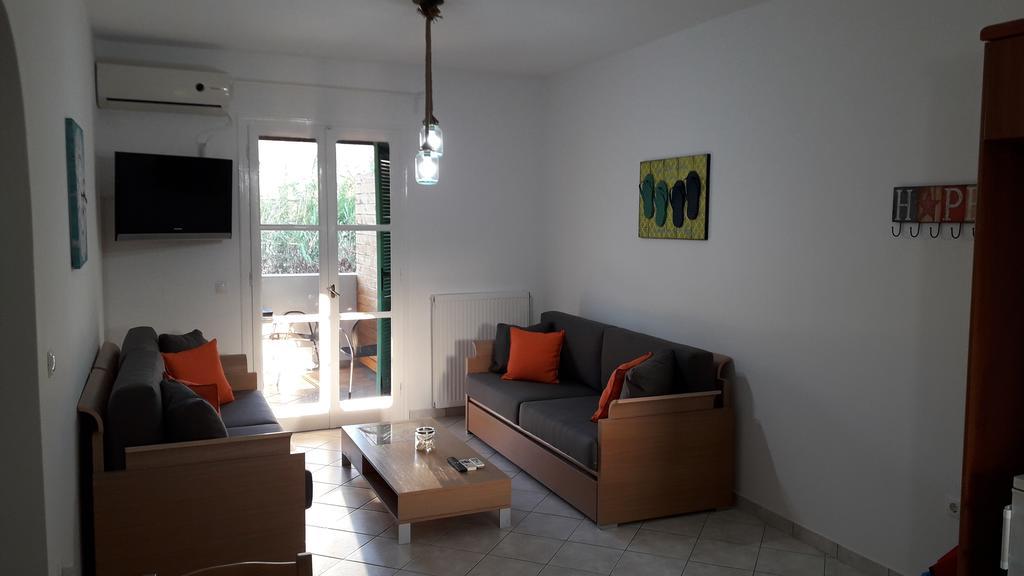 Naxos Olive & Apartment